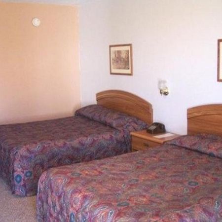 Budget Deluxe Motel Rolla Habitación foto